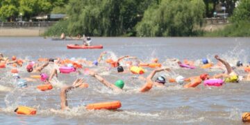 Regatas organiza la primera edición del “Desafío de la Ribera” de aguas abiertas