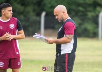 Defensores en la primera arranca ante Gimnasia y Esgrima en casa