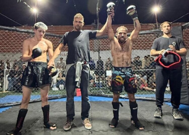El Lobo Tombolesi hizo historia: campeón provincial de MMA en San Pedro