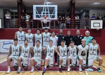 Los Andes aplastó y sigue la acción en la Primera local