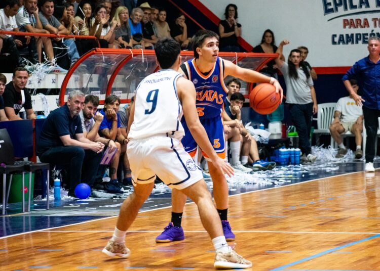 Duelo nicoleño en la Liga Federal: Somisa recibe a Regatas desde las 21 en el “Socios Fundadores”