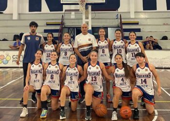 Regatas en la Rosarina: gran jornada en formativas femeninas y masculinas