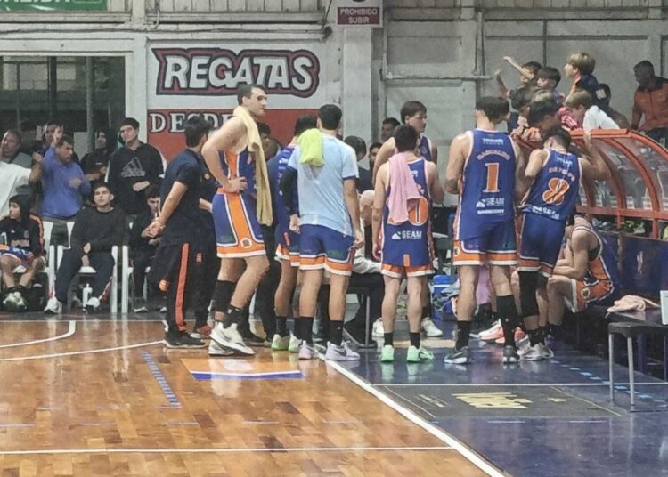 Gran victoria de Regatas en La Ribera y todo listo para el clásico