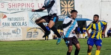 Paraná pegó en los momentos justos y venció a 12 de Octubre