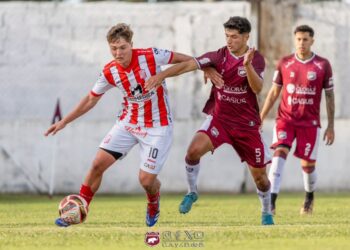 Defensores sumó un empate en el “Salomón Boeseldín” por el Federal A