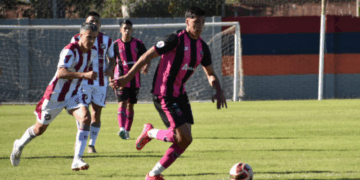 Defensores cayó en Escobar en un partido cambiante y con polémica