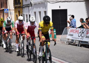 El ciclista nicoleño Federico Velazquez de San Nicolas a Asturias