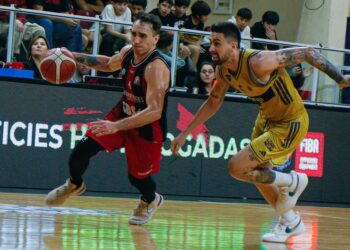 Los 15 puntos de Victor Fernandez no alcanzaron y Boca se quedo con la serie 3 a 0