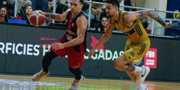 Los 15 puntos de Victor Fernandez no alcanzaron y Boca se quedo con la serie 3 a 0