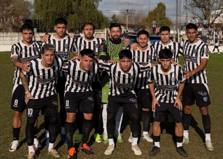 La Emilia goleó a Matienzo y recuperó el liderazgo del Apertura