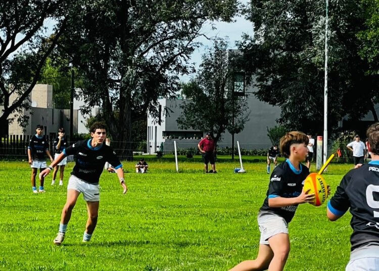 Intenso fin de semana para las juveniles en la URR
