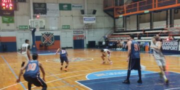 Regatas A y Defensores festejaron en “La Ribera”