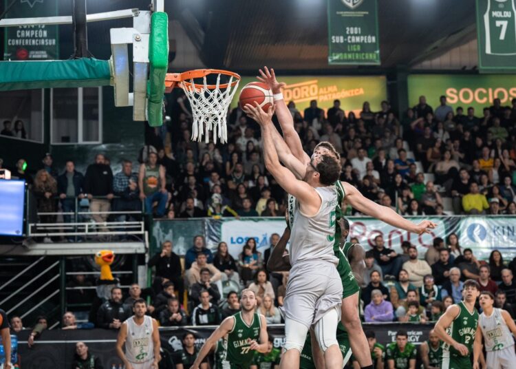 Gimnasia puso contra las cuerdas a Ferro