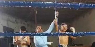 Kevin Mosconi cayó por puntos en Santo Tomé tras una destacada actuación