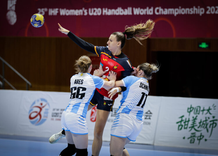 Milagros Schneider representa a San Nicolás en el Mundial Junior de China
