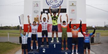 El ciclismo volvió a brillar en San Nicolás con una gran jornada en la pista del Club Ciclista