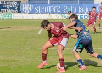 Federal A: Defensores golpeó en Lincoln y se prende en la pelea de la Zona 1