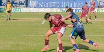 Federal A: Defensores golpeó en Lincoln y se prende en la pelea de la Zona 1