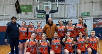 Regatas superó a Paganini y se mantiene como el mejor equipo de la fase regular