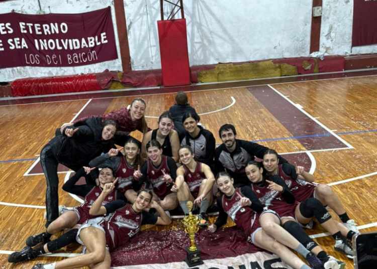Sacachispas se quedó con el Súper 4 femenino tras vencer a Regatas
