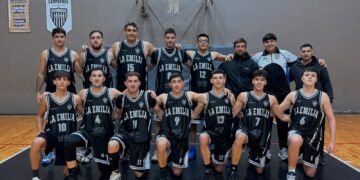 La Emilia dio un paso clave hacia el Súper 4 con una contundente victoria sobre Defensores