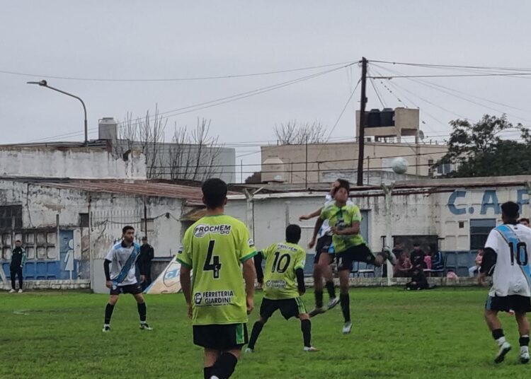 Los Andes rescató un empate agónico y aseguró su lugar en los playoffs
