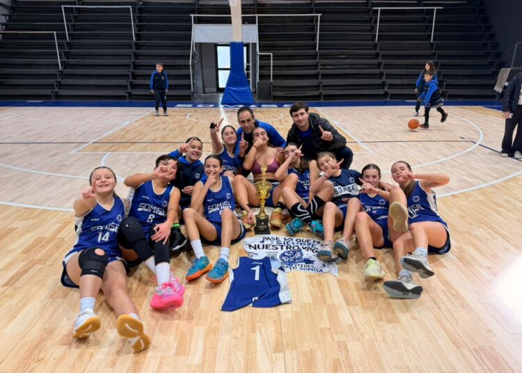 Somisa se consagró campeón del Super 4 U15 femenino