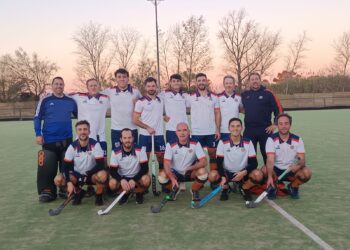 Regatas goleó como visitante y sumó tres puntos importantes en el torneo de hockey