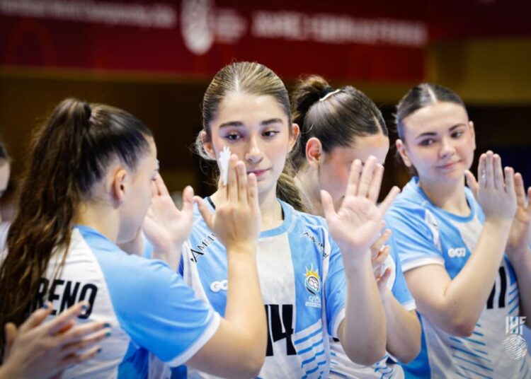 Milagros Schneider dejó su sello en el Mundial Junior: la nicoleña sumó experiencia en la élite del handball