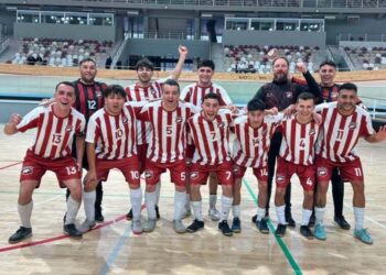 Debut soñado para Defensores: goleó 8 a 1 a Luz y Fuerza en el Nacional de Futsal