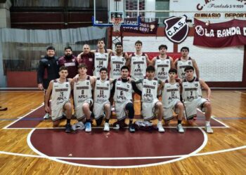 Defensores aseguró su clasificación con un sólido triunfo en Villa Constitución