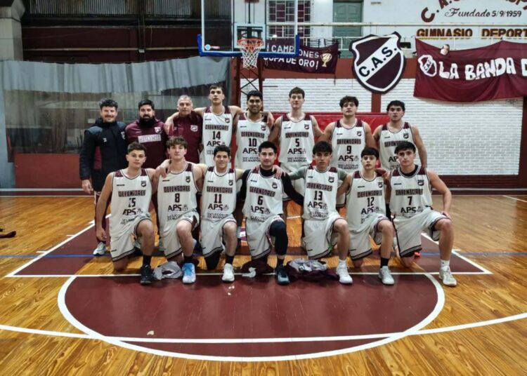 Defensores aseguró su clasificación con un sólido triunfo en Villa Constitución