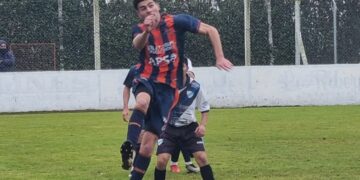 Defensores empató con Escobar y sigue en puestos de clasificación