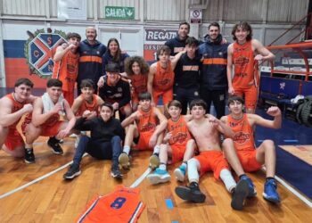 Regatas fue anfitrión y ganó invicto el cuadrangular de la Liga Federal Formativa en CadetesU17