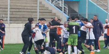 Regatas conquistó el Apertura 2026 en una final dramática y empañada por una batalla campal