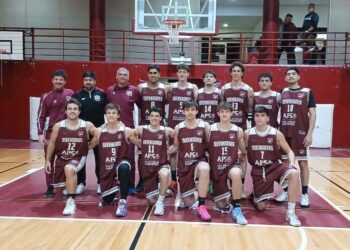 Defensores se metió entre los cuatro mejores de la Primera local
