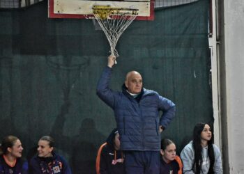 Jorge Acosta: “Queremos que Regatas sea una plaza de básquet femenino a nivel nacional”