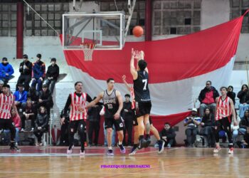 La Emilia goleó a Regatas B y Riberas se quedó con el clásico de Villa Constitución