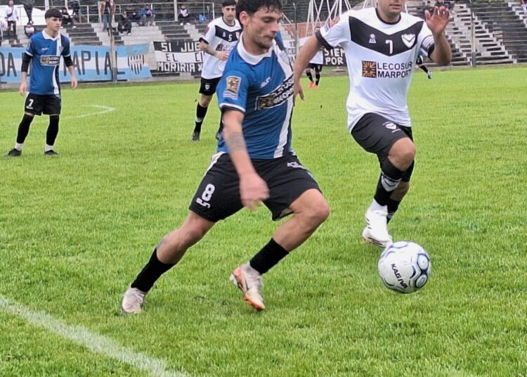 La Emilia vapuleó a El Fortín
