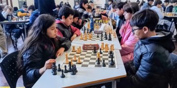 Fiesta del Ajedrez en la EEST N°2: Brillantes Actuaciones en el Festival Ricardo Brucellaria