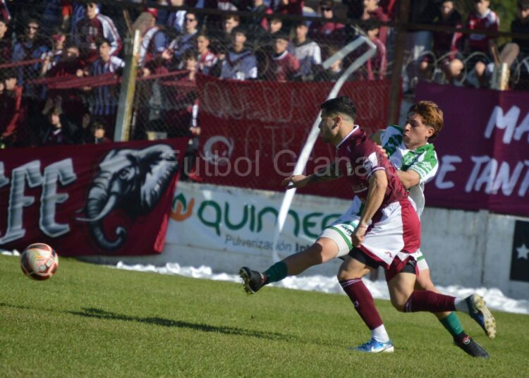 Defensores cayó ante Gimnasia de Chivilcoy y dejó pasar una oportunidad en casa