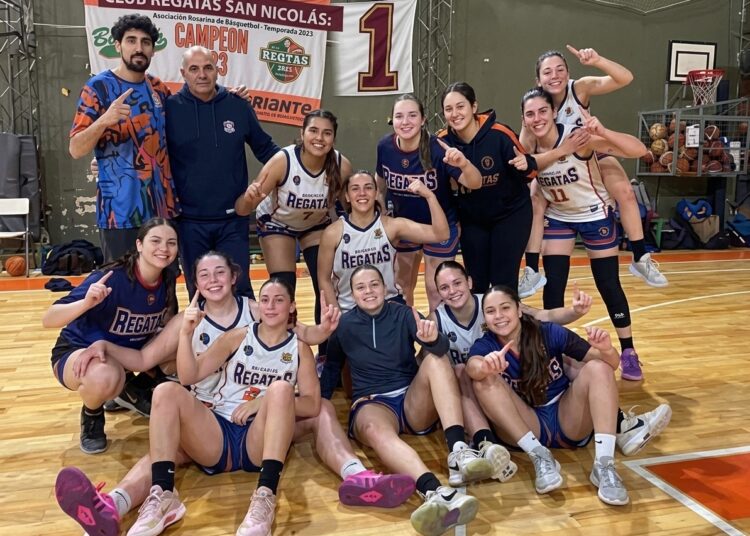 Regatas cerró la fase regular con el número 1