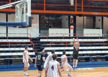 Sacachispas fue contundente y venció a Regatas B