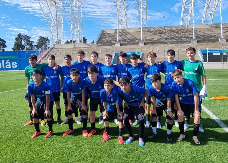 En el Sub 13 San Nicolás derrotó a La Plata y sigue en la cima