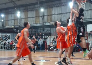 Riberas y Regatas festejaron en Villa Constitución