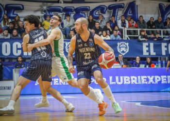 El nicoleño Defelippo aportó 10 puntos en la derrota de Ferro ante Argentino