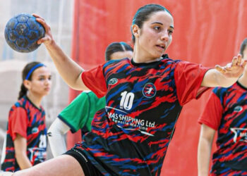 Mundial de Handball: la nicoleña Luana Ouakim marcó dos goles en el debut de Argentina