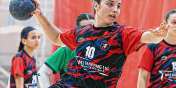 Mundial de Handball: la nicoleña Luana Ouakim marcó dos goles en el debut de Argentina