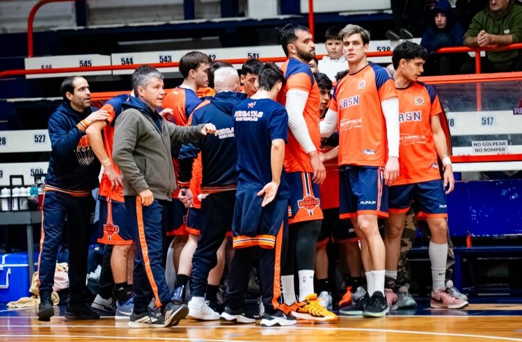 Regatas vuelve a la Liga Argentina después de más de 20 años: debuta ante Centenario en La Ribera