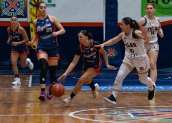 Regatas vivió una noche histórica, pero El Talar se quedó con el triunfo